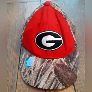 Georgia Bulldogs Camo and Red Hat/Cap Adjustable
